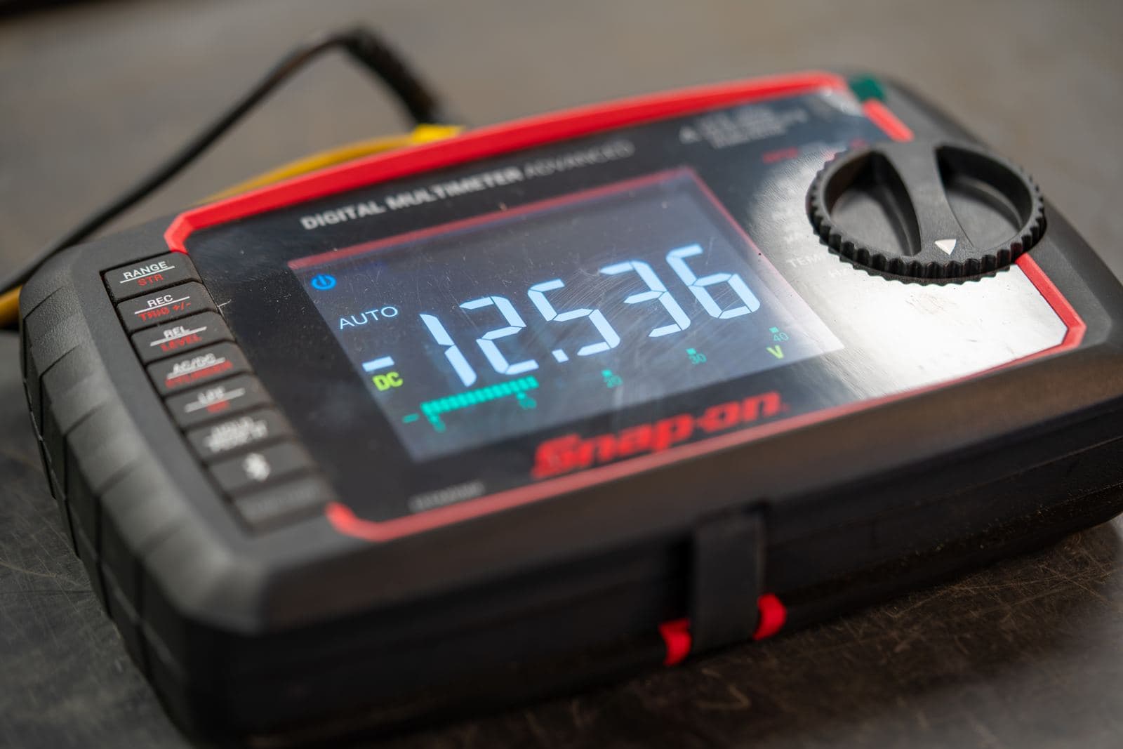 Snap-on digital multimeter