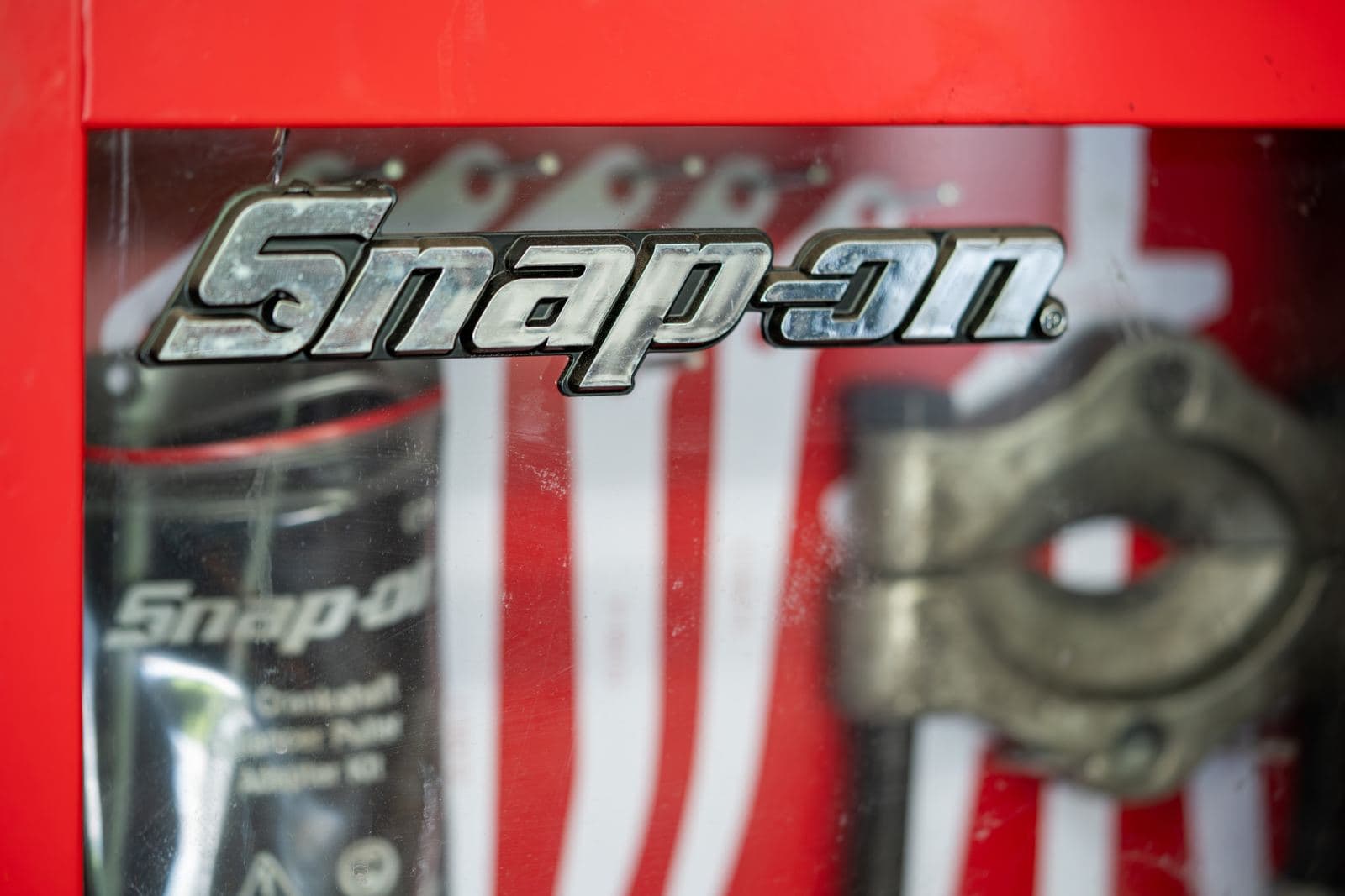 Snap-on tool chest detail